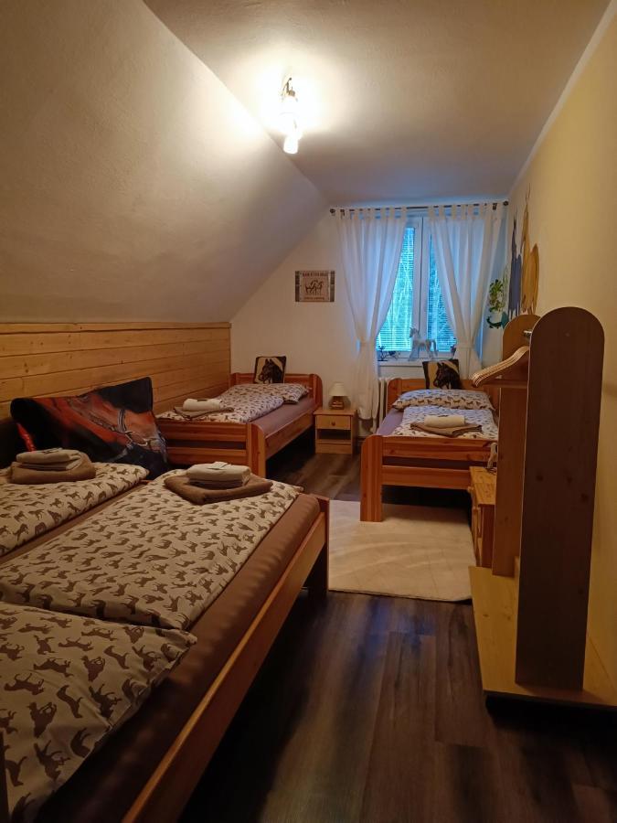 Jizdarna Malenovice Apartment Malenovice  ภายนอก รูปภาพ