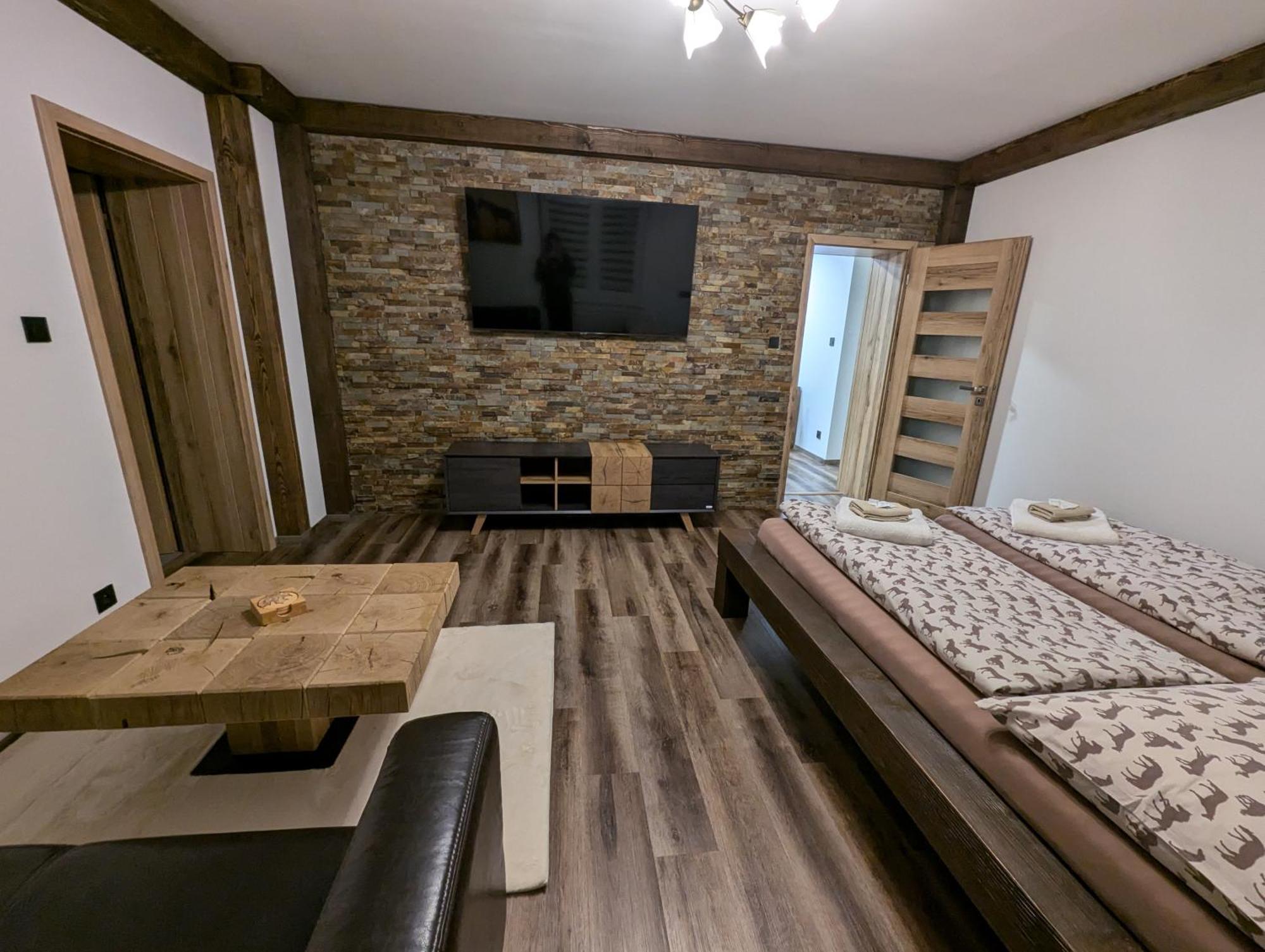 Jizdarna Malenovice Apartment Malenovice  ภายนอก รูปภาพ