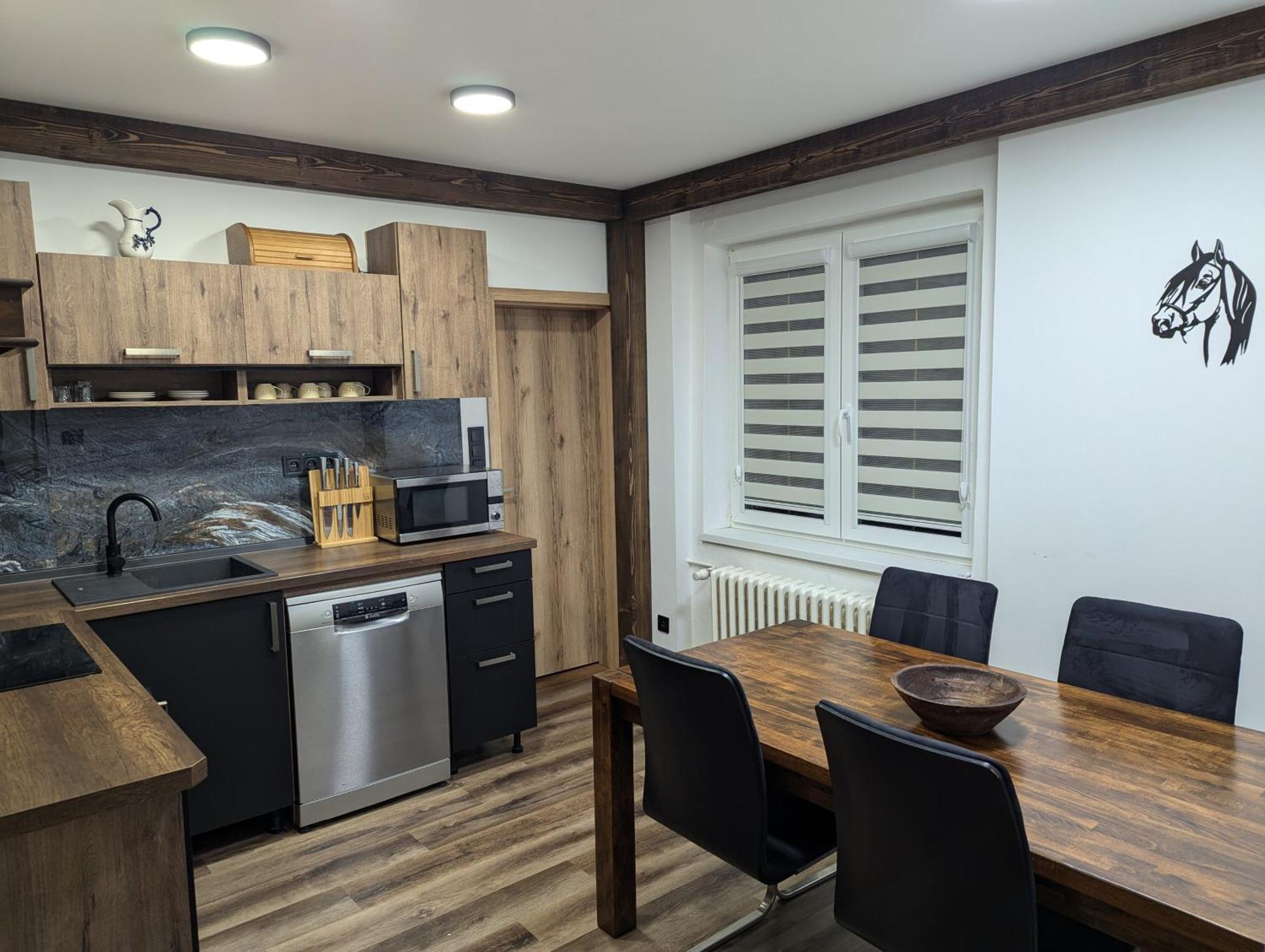 Jizdarna Malenovice Apartment Malenovice  ภายนอก รูปภาพ