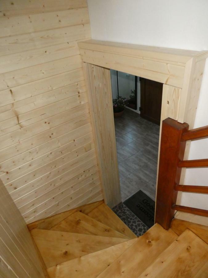 Jizdarna Malenovice Apartment Malenovice  ภายนอก รูปภาพ
