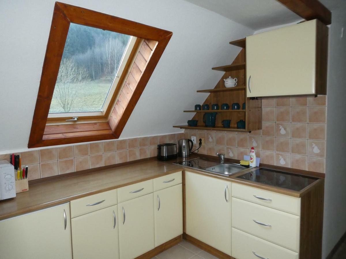 Jizdarna Malenovice Apartment Malenovice  ภายนอก รูปภาพ