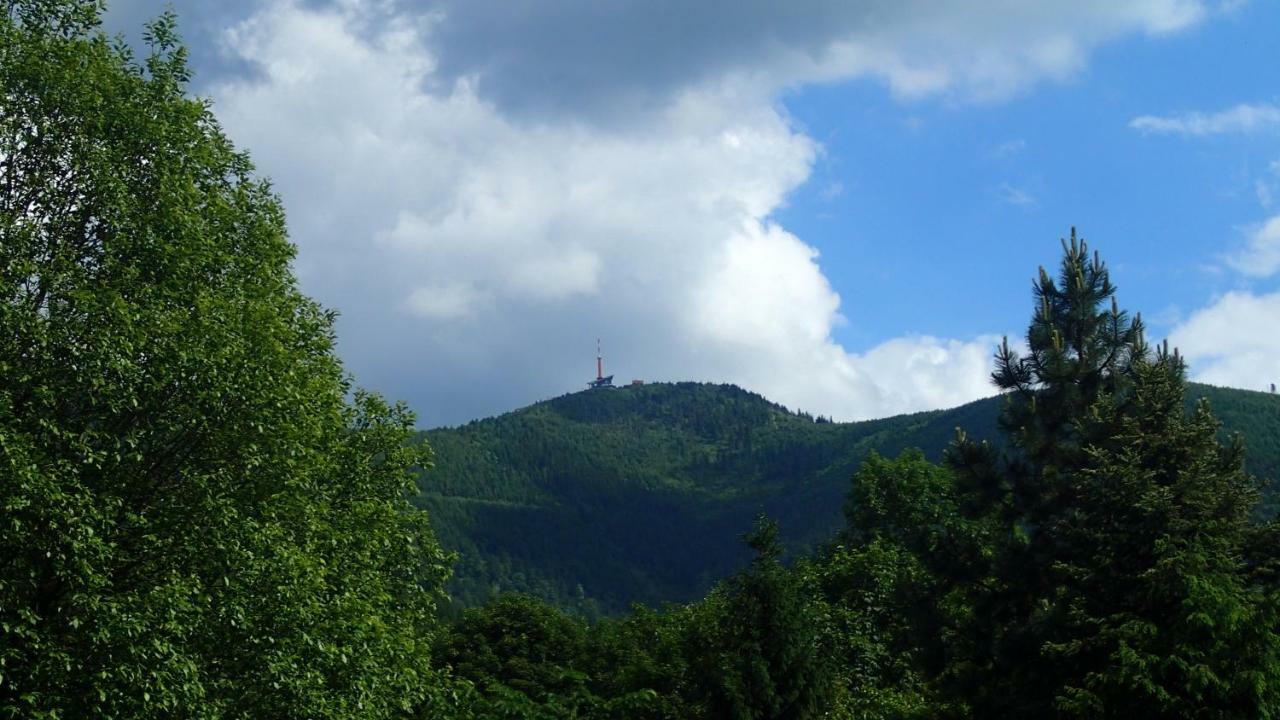 Jizdarna Malenovice Apartment Malenovice  ภายนอก รูปภาพ